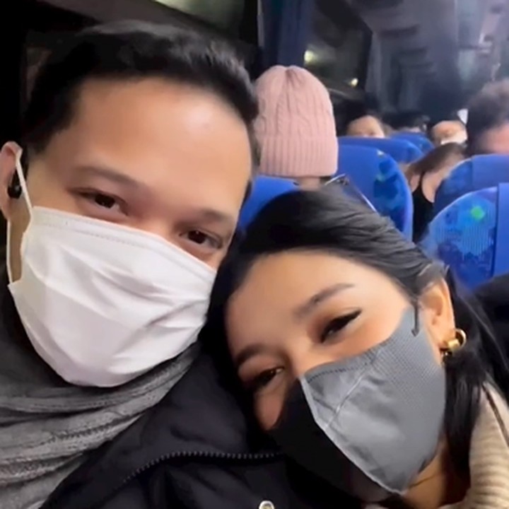 <p>Naysila Mirdad tengah menikmati romansa dengan kekasih barunya, Arfito Hutagalung. Mereka telah berkencan sejak awal 2022 lalu, Bunda. (Foto: Instagram @naymirdad)</p>