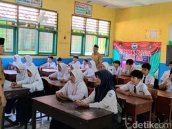 Untaian Doa Pelajar Ciamis untuk Korban Gempa Turki dan Suriah