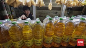 Produsen Sepakat Pasok 29 Juta Liter Minyak Goreng ke BUMN Pangan