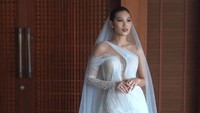 <p>Beberapa waktu yang lalu, Patricia Gouw menikah dengan kekasih bulenya. Pernikahan sakral itu berlangsung di Uluwatu, Bali, dan hanya dihadiri oleh kerabat dekat dan keluarga saja.(Foto: Instagram @hiantjen)<br /><br /><br /></p>
