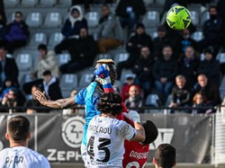Victor Osimhen Geser Rekor Gol Lompatan Tinggi CR7