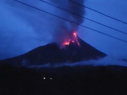 Gunung Karangetang di Sulut Naik Status Siaga!