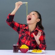 Hobi Makan Tapi Cita-cita Mau Kurus? Bisa! Simak 5 Caranya Berikut, yuk