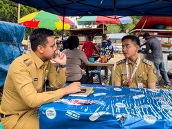Momen Gibran dan Bupati Dico Jajan Siomay-Bahas 2024