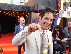 Paul Rudd Dikasih Lato-lato: Ini Lato-f-fun!
