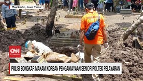 VIDEO: Makam Taruna Politeknik Pelayaran Surabaya Dibongkar