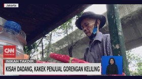 VIDEO: Kisah Dadang, Kakek Penjual Gorengan Keliling