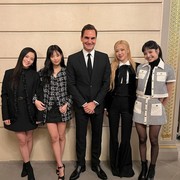 Sukses Curi Perhatian, Pemain Tenis Profesional Roger Federer Bagikan Potretnya Bersama BLACKPINK!