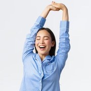 Rutinitas Malam Hari untuk Bantu Mengecilkan Paha dan Lengan, Langsung Praktikkan yuk!