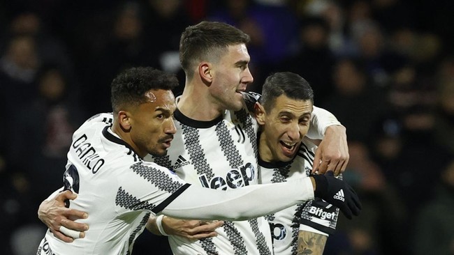 Hasil Liga Italia: Vlahovic Gemilang, Juventus Menang Juventus berhasil mengalahkan Salernitana dengan skor 3-0 dalam laga Liga Italia di Stadion Arechi, Rabu (9/2) dini hari WIB.