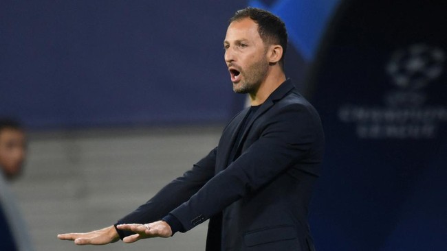 Domenico Tedesco Resmi Jadi Pelatih Belgia, Bukan Thierry Henry Timnas Belgia resmi menunjuk Domenico Tedesco sebagai pelatih anyar The Red Devils pada Rabu (8/2).