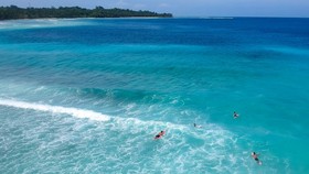 FOTO: Kepulauan Mentawai Hawaii-nya Indonesia