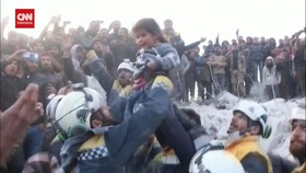 VIDEO: Pekik 'Allahuakbar' Sambut Penyelamatan Korban Gempa Suriah