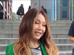 Titi DJ Operasi Antiaging di Usia 57 Tahun, Begini Reaksi Anak-anaknya