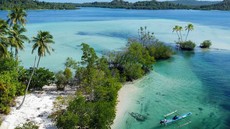 Pesona Kepulauan Mentawai, Lokasi Liburan Anthony Kiedis yang Viral