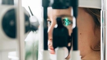 Kisah Pria Medan Angkat Bola Mata Usai Lawan Kanker Stadium 3