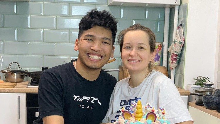 Benni Sitanggang dan Tania Shman