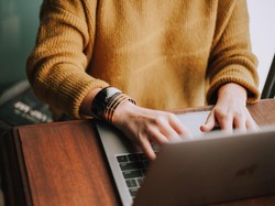 Cara Cek Ijazah Asli atau Palsu via Online dan Ciri-ciri Fisiknya
