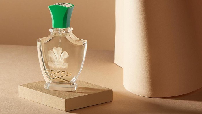 img-title Deretan Parfum yang Dipakai Keluarga Kerajaan, dari Grace Kelly hingga Putri Diana