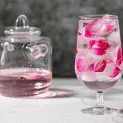 3 Manfaat Air Mawar untuk Rutinitas Kecantikan yang Jarang Diketahui dan Cara Menggunakannya