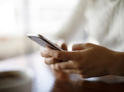 Begini Cara Bikin KTP Online dengan Ponsel, Mudah & Praktis Bun