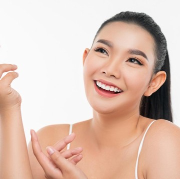 img-title Demi Tampil Glowing, 5 Jenis Makanan Ini Perlu Kamu Hindari karena Bikin Kulit Cepat Kusam dan Keriput!
