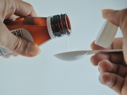 Obat Sirop Lebih Praktis & Disukai Anak tapi Awas Bahaya Propilen Glikol dan Gliserin
