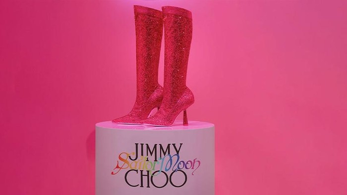 Intip Koleksi Stylish dari Koleksi Kolaborasi Jimmy Choo x Sailor Moon, Ada Favoritmu?