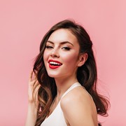 Mau Bikin Si Mantan Menyesal? Coba 'Revenge Makeup' yang Sempat Tren di TikTok, Yuk!