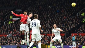 Hasil Akhir Liga Inggris: Laga Sengit, MU vs Leeds Imbang