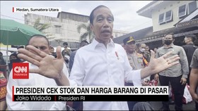 VIDEO: Presiden Cek Stok dan Harga Barang di Pasar Medan