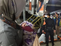 Heboh Penumpang Melahirkan di Kereta Api Bandung-Blitar