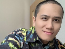 Ressa Herlambang Bangkrut, Pertobatan Dennis Lim Mantan Bandar Judi