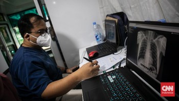 FOTO: Skrining Bakteri Tuberkulosis Cegah Penularan di DKI Jakarta