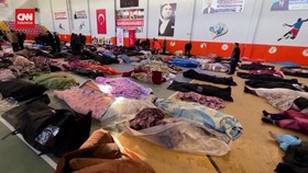 VIDEO: Tumpukan Jenazah Korban Gempa Turkiye Di Gedung Olahraga