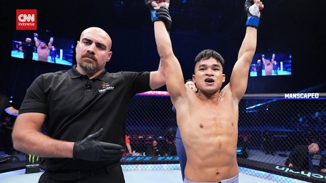 Petarung UFC asal Indonesia Jeka Saragih mengungkapkan berlatih mixed martial arts di Amerika Serikat lebih gila ketimbang di Tanah Air.