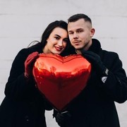 Seperti Ini Tradisi Unik Perayaan Hari Valentine di 10 Negara Berbeda, Ada Acara Nikah Massal di Filipina!