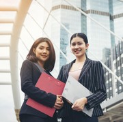 Calon Orang Sukses, 5 Zodiak Ini Selalu Fokus dengan Kariernya dan Nggak Pernah Mau Lewatkan Kesempatan Baik!