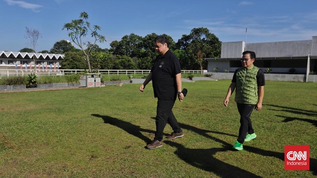 Ketua Umum Partai Golkar Airlangga Hartarto dan Ketua Umum PKB Muhaimin Iskandar alias Cak Imin akan membahas rencana pembentukan koalisi besar.