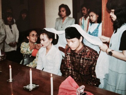 Kisah Unik Armand Maulana Nikahi Dewi Gita di KUA, Pakai Lilin Gara-gara Mati Lampu