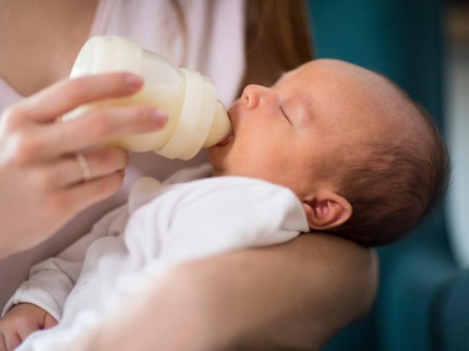 7 Gejala Alergi Susu Sapi pada Anak dan Solusi untuk Mengatasinya