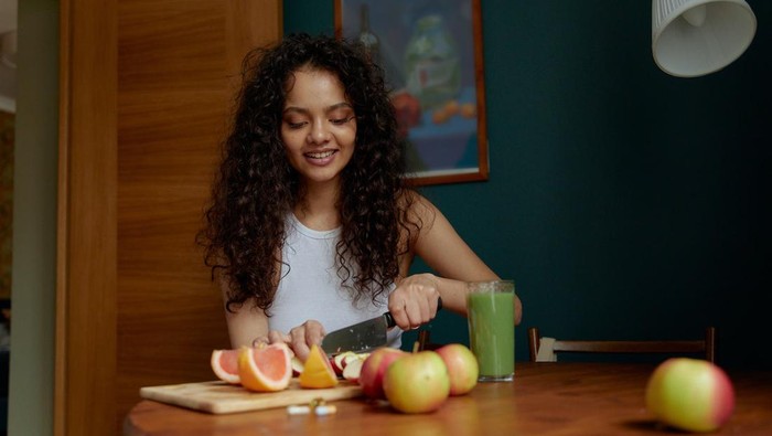 img-title Hindari Konsumsi 5 Makanan Ini Saat Sahur, Kalau Nggak Mau Lemas dan Ngantuk di Siang Hari Beauties!