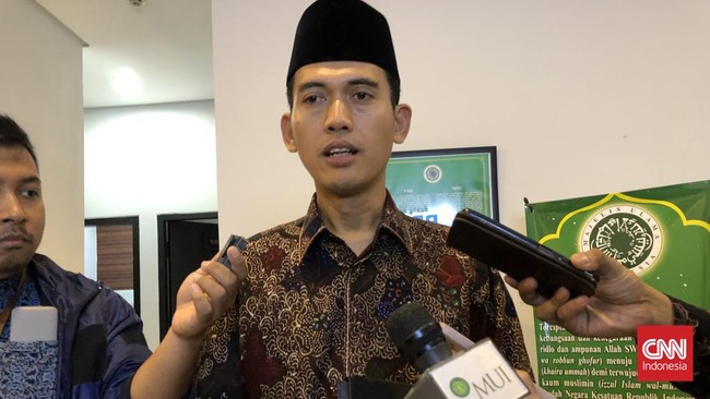 Ketua Majelis Ulama Indonesia (MUI) Bidang Fatwa Asrorun Ni'am Sholeh meminta izin nan mengatur pengelolaan biaya haji diperbaiki.