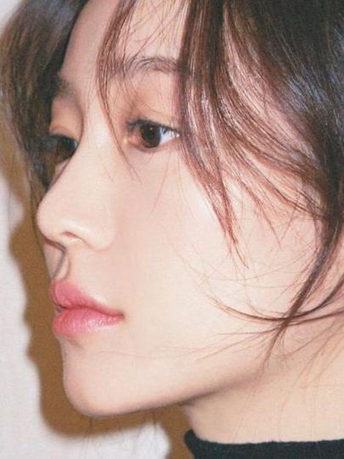 Lee Da In merupakan aktris Korea kelahiran 5 November 1992, sekaligus adik dari aktris Lee Yoo Bi./ foto: instagram.com/xx__dain