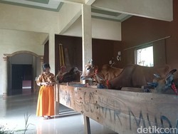Kandang Megah Sapi-sapi Jawara di Rumah Mewah Sultan Madura