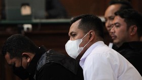 Polisi Divonis Bebas karena Gas Air Mata Kanjuruhan Tertiup Angin