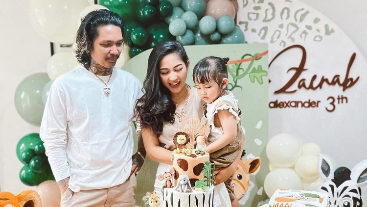 Anak Young Lex dan Eriska Idap Kondisi Autisme Anak Young Lex dan Eriska Idap Kondisi Autisme