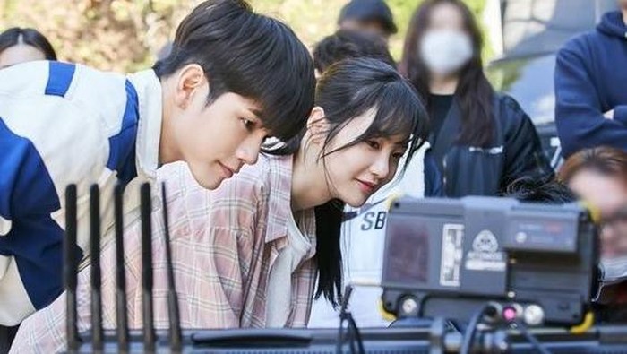 Sudah Tahu? Ternyata Ini Alasan Drama Korea Punya Jumlah Episode Sedikit! Sudah Tahu? Ternyata Ini Alasan Drama Korea Punya Jumlah Episode Sedikit!