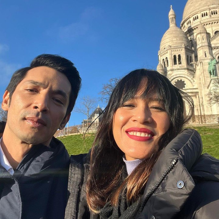 <p>Menikah di usia muda, pernikahan Abimana dan Inong disebut langgeng dan jauh dari gosip miring. Kini, keduanya bahkan telah dikaruniai empat orang anak. (Foto: Instagram: @inong_ayu)</p>