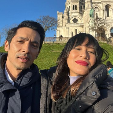 Abimana Aryasatya Ungkap Alasan Mantap Nikah Muda pada Usia 19 Tahun